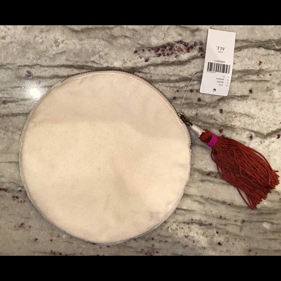 ANTHROPOLOGIE embellished floral circle beaded pouch, “S” monogram. - Picture 2 of 3